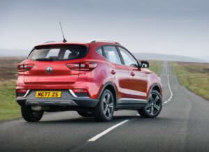 2017 MG ZS: red rear angle