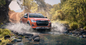 2020 Isuzu D-Max: orange front angle