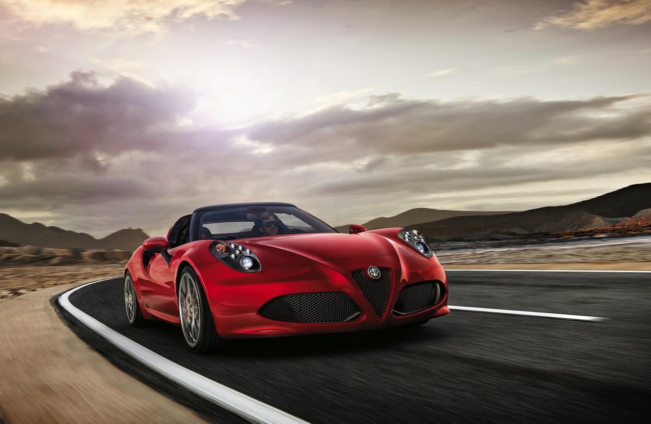 Images: Alfa Romeo 4C Spider (2015-19)