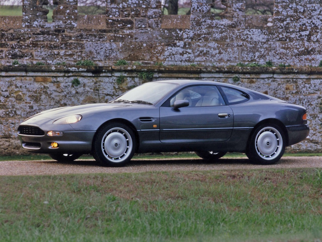 Videos: Aston Martin DB7 (1995-03)