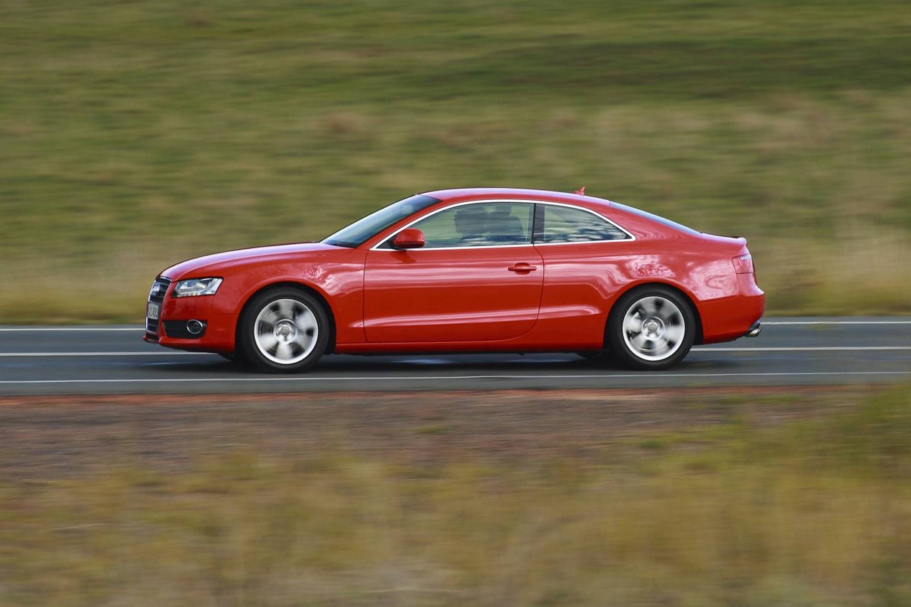 Videos: Audi 8T3 A5 Coupe (2007-16)