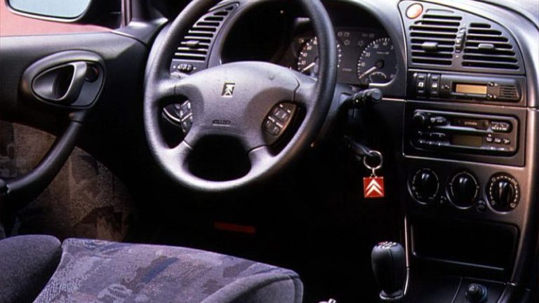 Videos: Citroen Xsara coupe (2001-05)