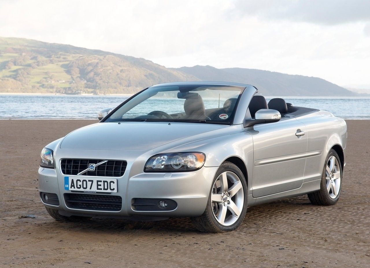 Review: Volvo Mk.2 C70 Convertible (2006-13)